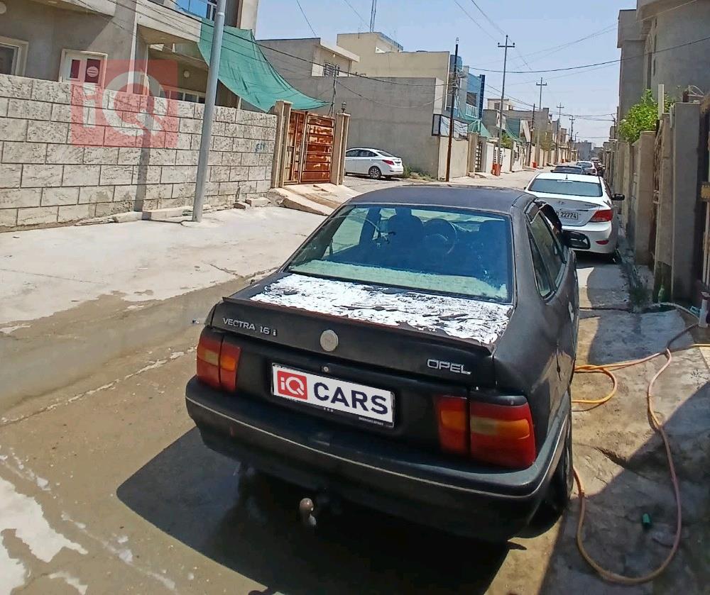 اوبل فيكترا